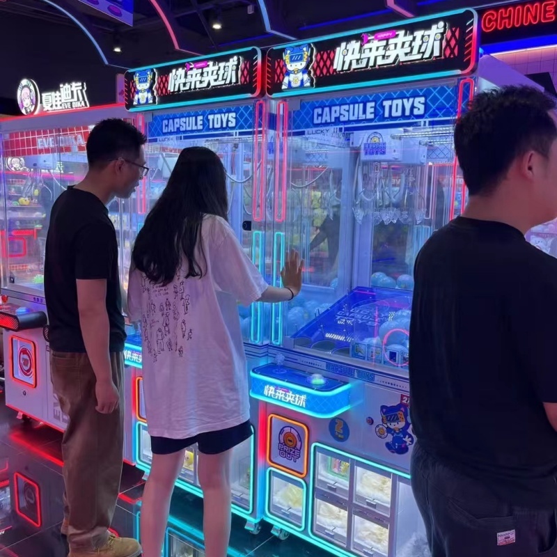 カプセルトイ クレーンゲーム ガチャポンマシン コイン式ゲー - Arcade Prize Vending Machine のレビューと価格